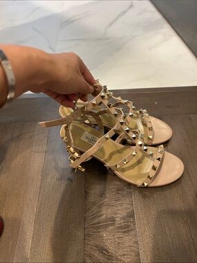 Inspired studded spike Nude Leather Rockstud Strappy Sandals with Gold Studs